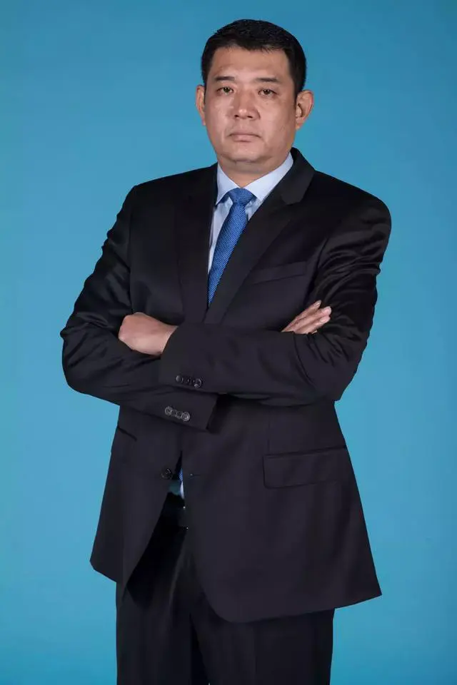 刻苦训练篮球时如何避免受伤的建议_0
